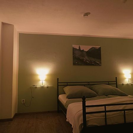 Berghof-Glueck Lejlighed Kaufbeuren Eksteriør billede